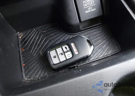 2017 Honda Cr-V Touring z USA, uszkodzony, nr VIN 2HKRW2H96HH665360